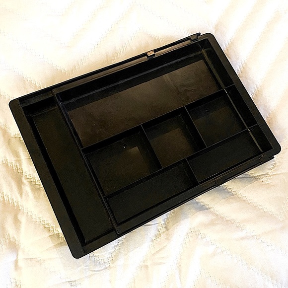 🎉$4 FOR $10🎉 Drawer Organizer - Picture 2 of 3